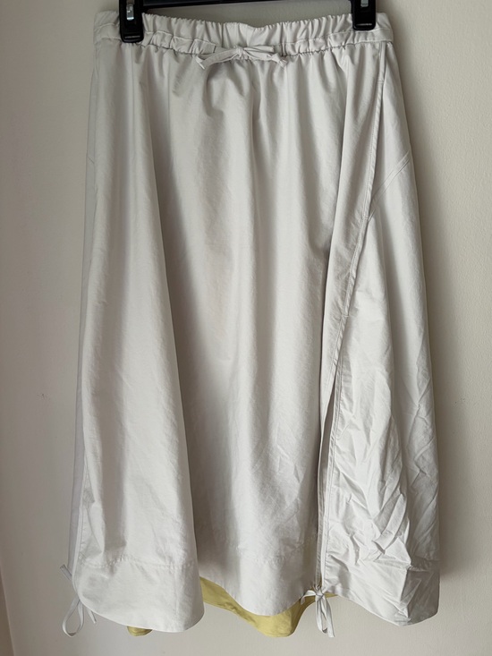 lululemon athletica Dresses & Skirts - 62. Size Large LULULEMON Ivory High Rise Side Slit Skirt